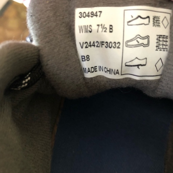 Lands End Womens Running Shoe 7.5 - Picture 9 of 10